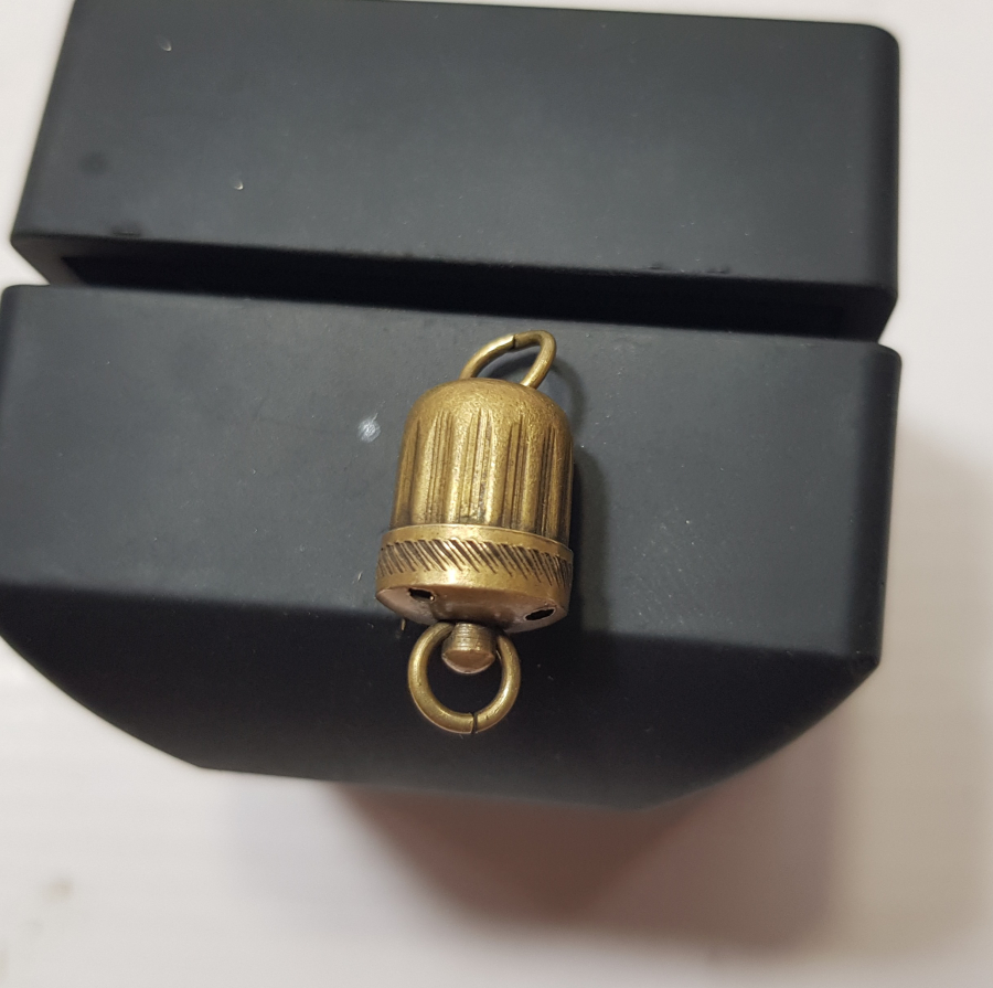 BEKTAŞİ SİKKESİ FORMUNDA YAPILMIŞ OSMANLI DÖNEMİ ÇOK NADİR İĞNELİ KOLYE