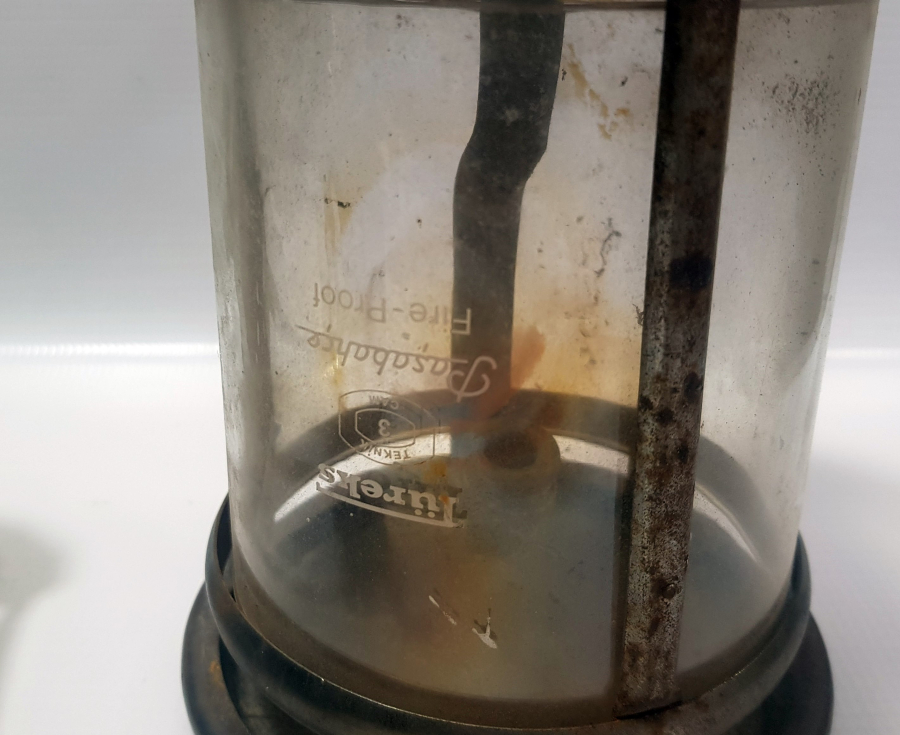 İKİ ADET ANTİKA LÖKÜS KAFASI