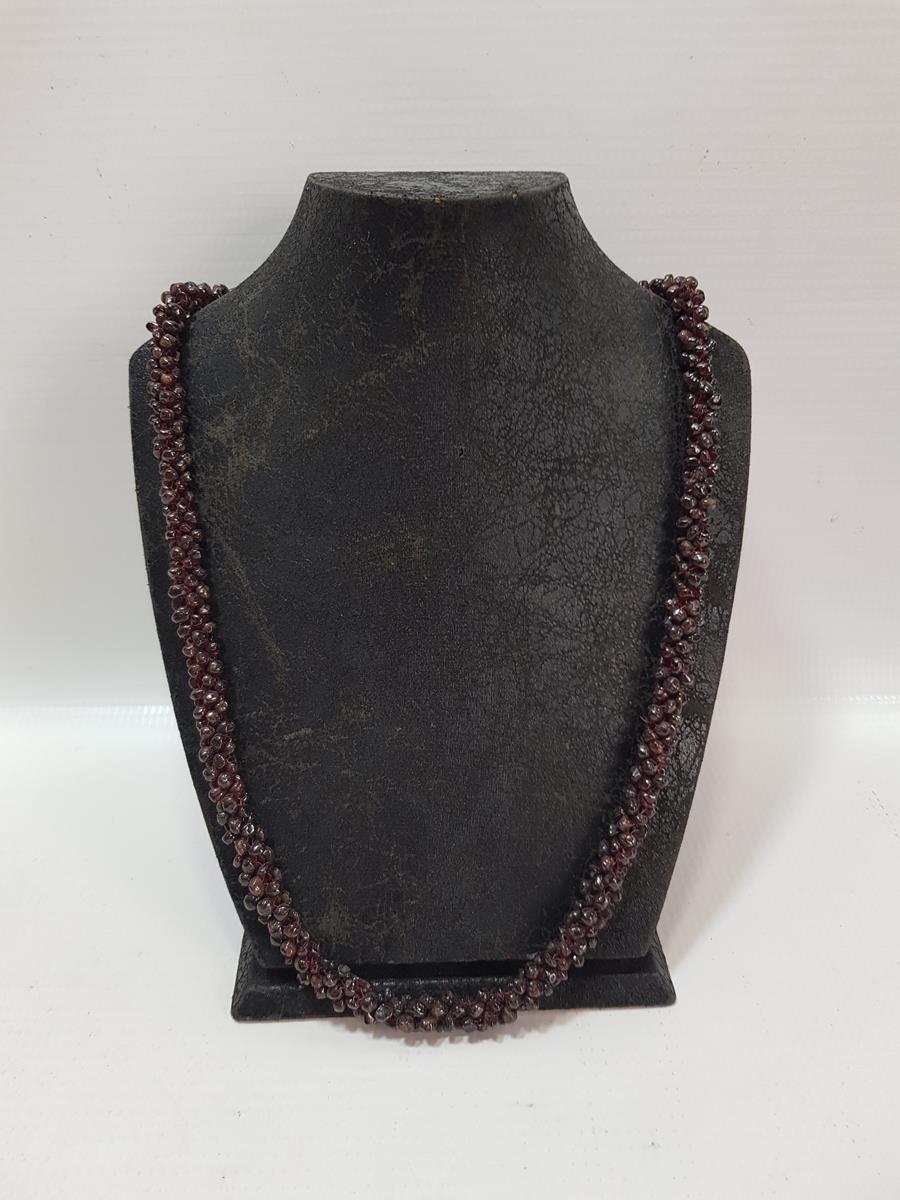 ANTİKA LAL TAŞI GERDANLIK