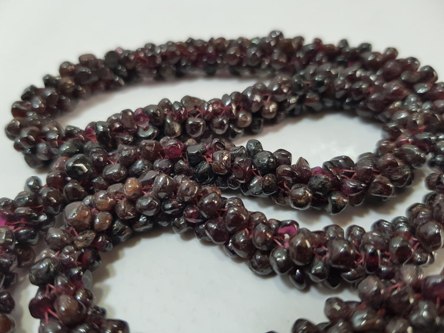 ANTİKA LAL TAŞI GERDANLIK