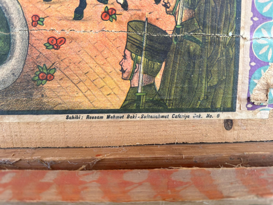 KAPAĞINDA ATATÜRK'ÜN İSTANBUL'A İLK TEŞRİFİ KONULU AFİŞ BULUNAN ÇOK NADİR SANDIK