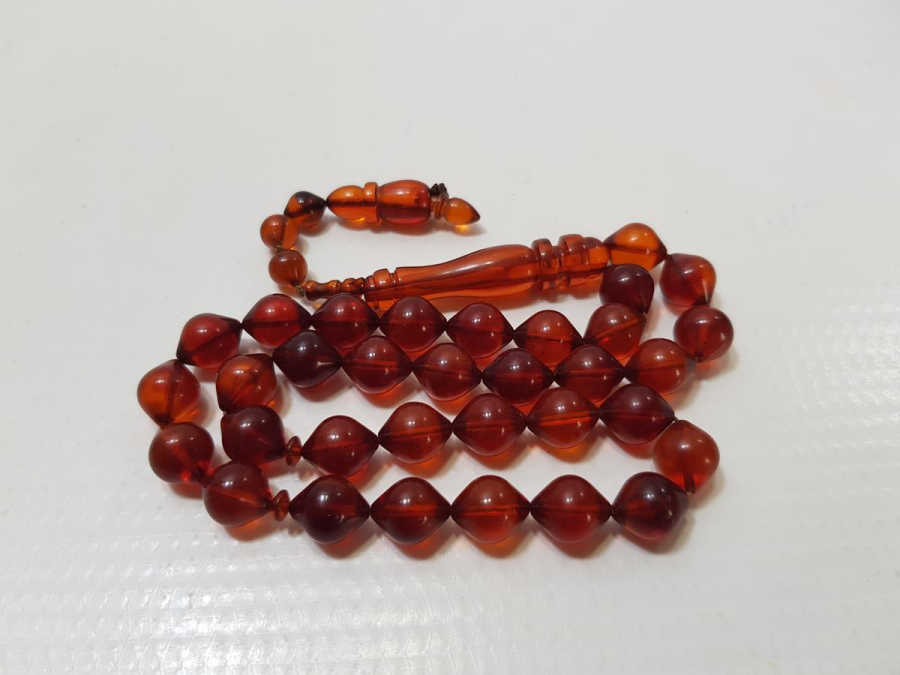 KEHRİBAR GÖRÜNÜMLÜ TESPİH