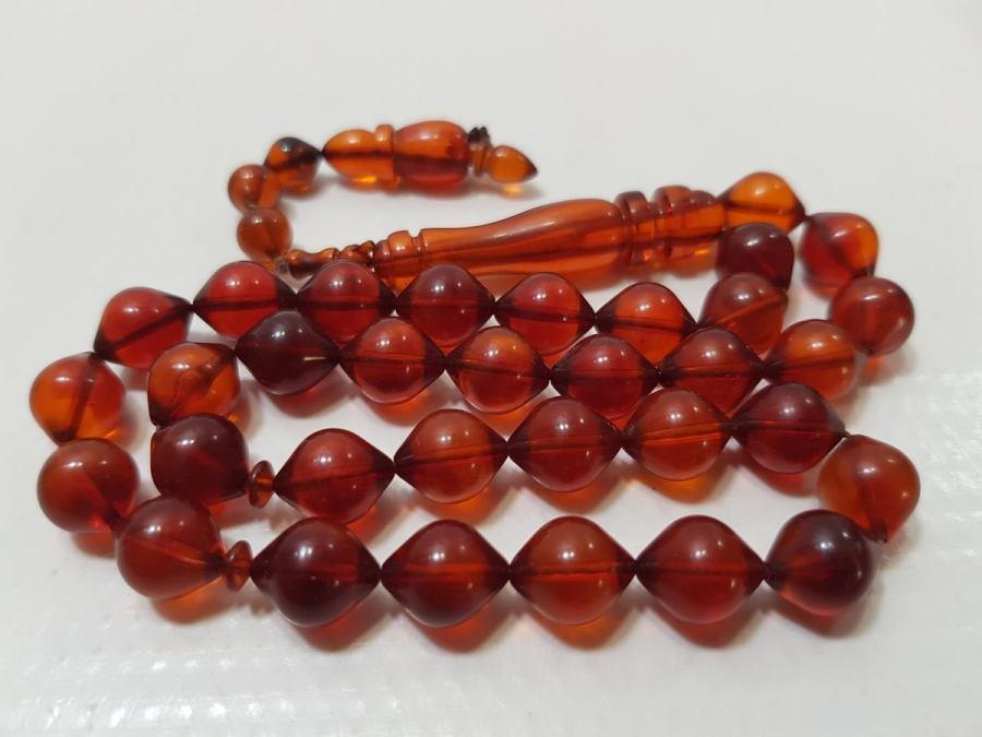 KEHRİBAR GÖRÜNÜMLÜ TESPİH