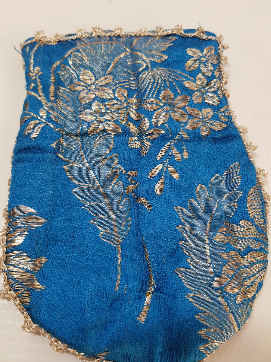 OSMANLI DÖNEMİ GÜMÜŞ SIRMA İŞLEMELİ ELMASİYE KESE