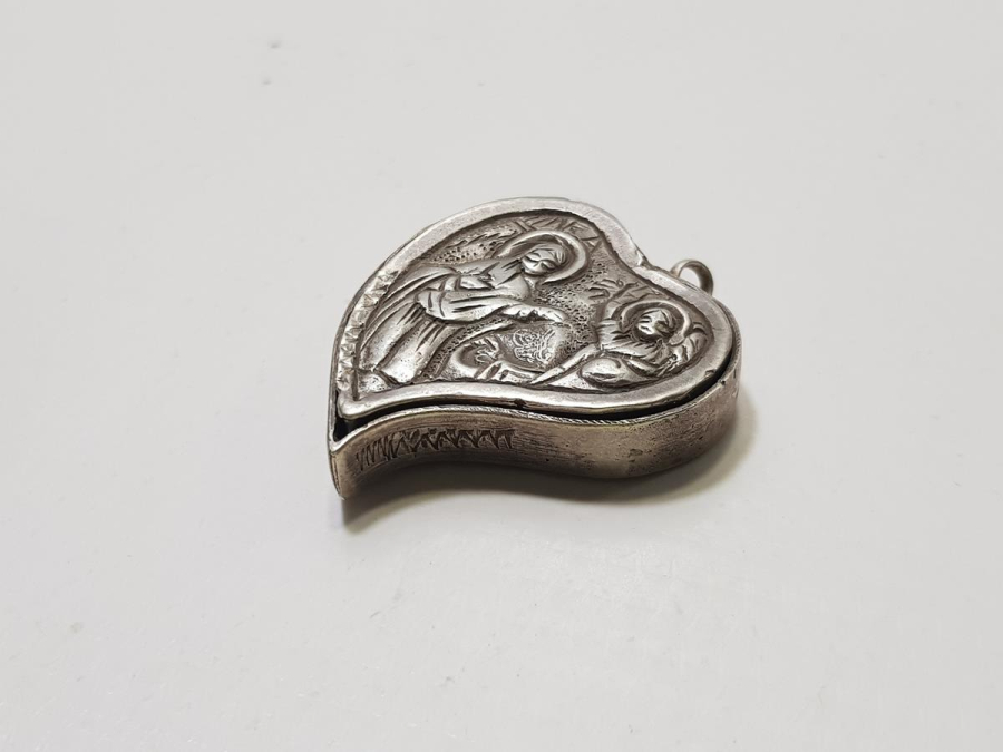 OSMANLI TUĞRALI VE SAH DAMGALI KALP FORMLU RUM İŞİ GÜMÜŞ KOLYE UCU