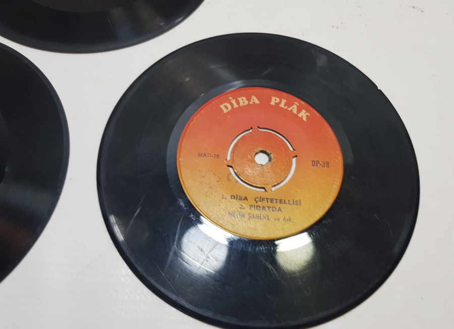 3 ADET ANTİKA 45 LİK PLAK