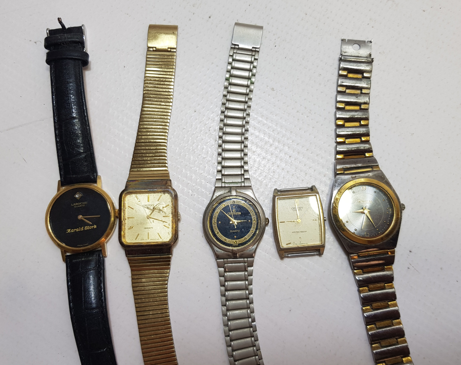 ANTİKA PİLLİ SAAT LOTU