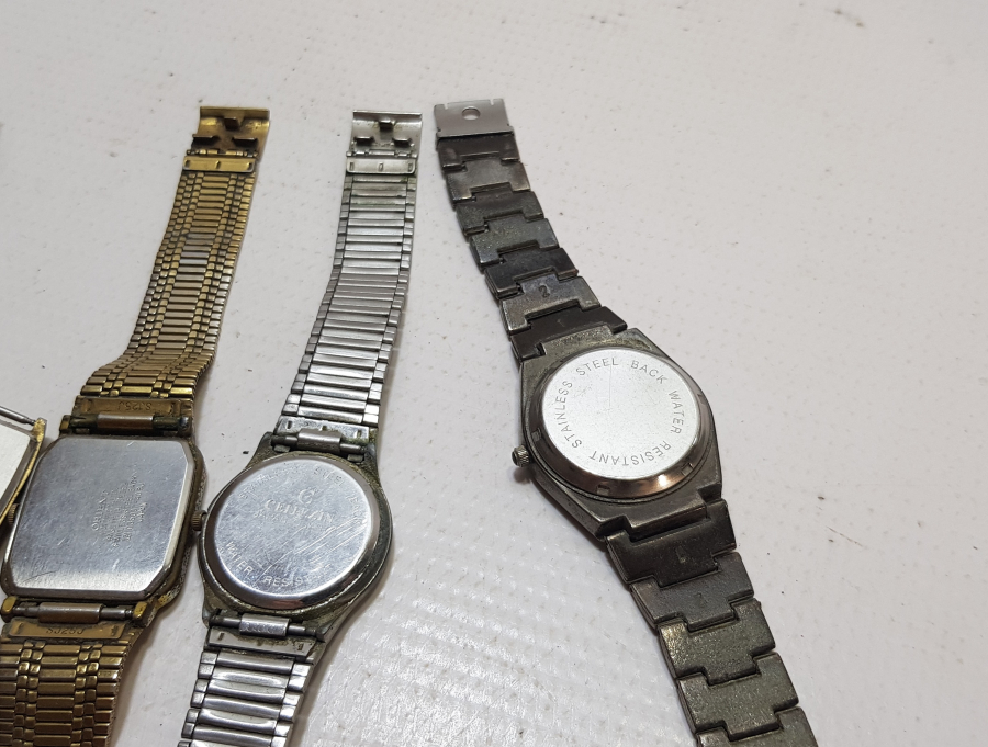 ANTİKA PİLLİ SAAT LOTU