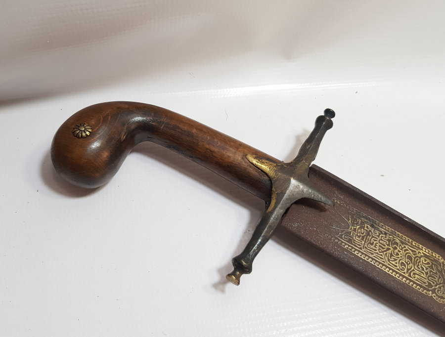 İKİ TARAFI AYETLERLE DEKORLU KAPALIÇARŞI İŞİ ÖZEL YAPIM DEKORATİF PALA KILICI