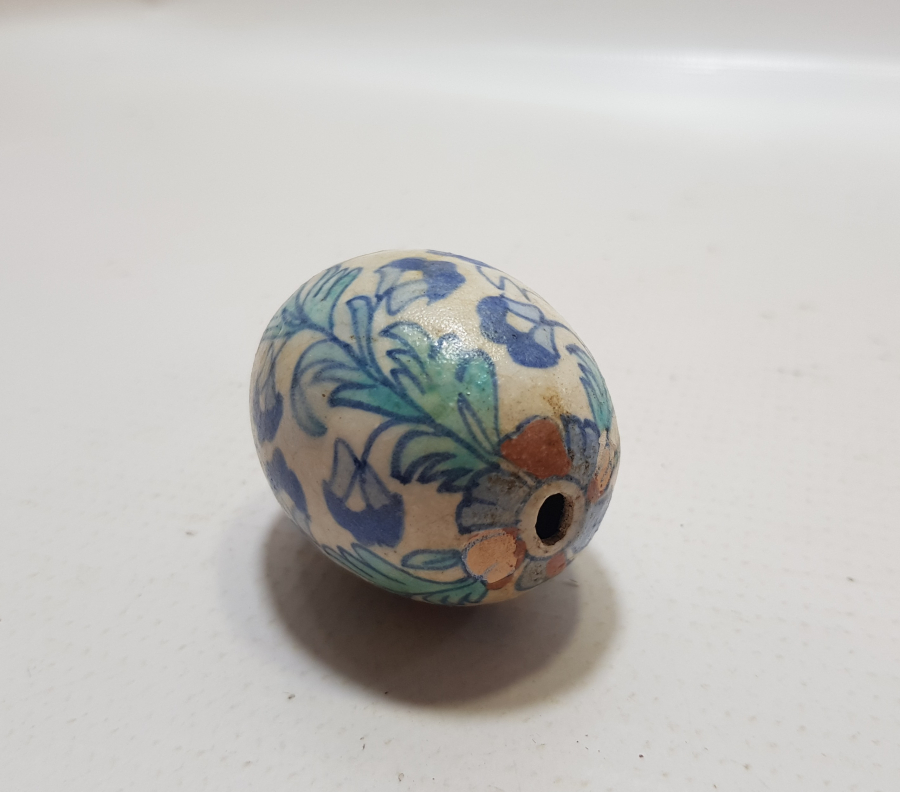 NADİR RENKTE EL BOYAMA ANTİKA KÜTAHYA ASKI TOPU