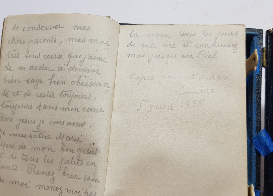 ORİJİNAL KUTUSUNDA 1900 BAŞLARI FİLDİŞİ KAPLI ÇOK NADİR İNCİL