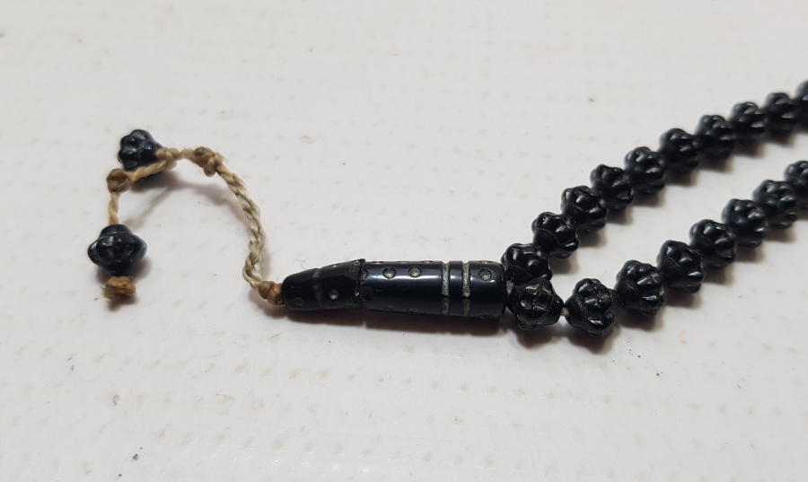 SİKKE FORMLU YAPILMIŞ GÜMÜŞ VARAKLI ÇOK NADİR BEYKOZ TEKKE İŞİ ZİKİR - NAMAZ TESPİHİ