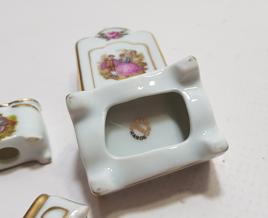 ÜZERLERİ ALTIN VARAKLI LİMOGES ANTİKA MİNYATÜR YATAK ODASI TAKIMI