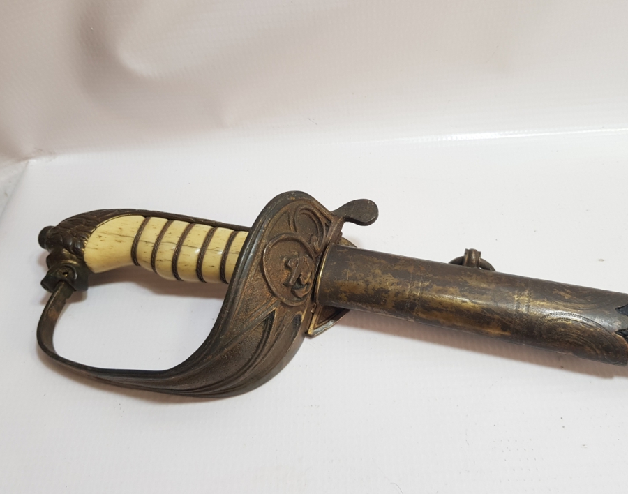 OSMANLI DÖNEMİ ASLAN BAŞLI DENİZCİ SUBAY KILICI