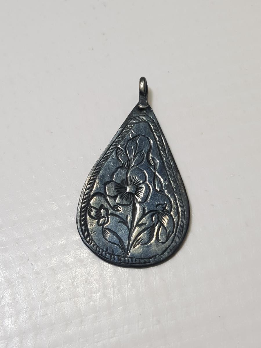 OSMANLI DÖNEMİ GÜMÜŞ MAŞALLAH ARMUDİ KOLYE UCU