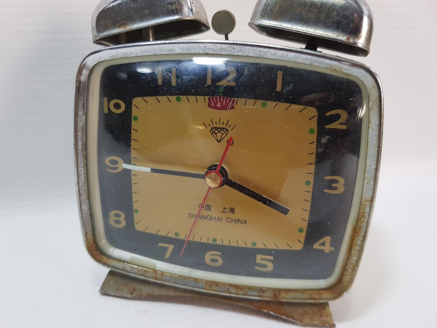 ANTİKA ALARMLI MASA SAATİ