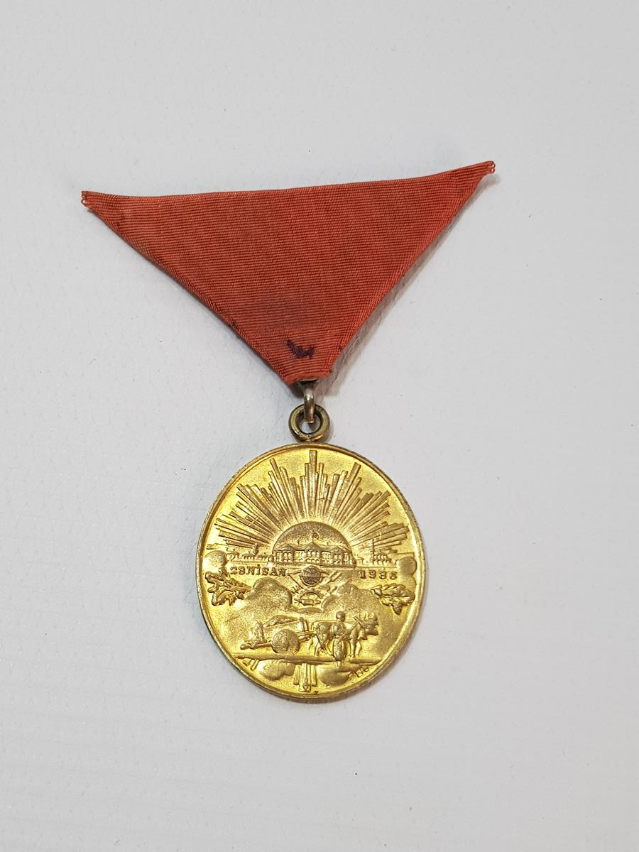 ÇOK YÜKSEK KONDİSYONDA İSTİKLAL MADALYASI