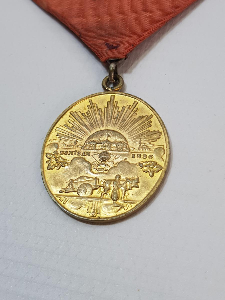 ÇOK YÜKSEK KONDİSYONDA İSTİKLAL MADALYASI