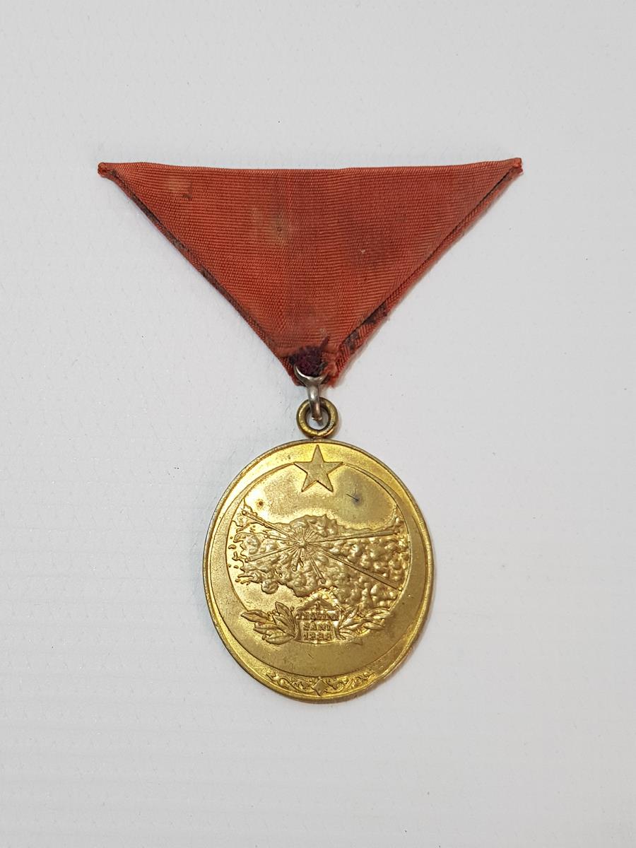 ÇOK YÜKSEK KONDİSYONDA İSTİKLAL MADALYASI