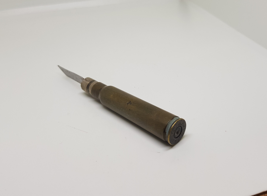 OSMANLI MAVZER MERMİSİNDEN YAPILMIŞ ÇOK NADİR SİPER SANATI NEŞTER