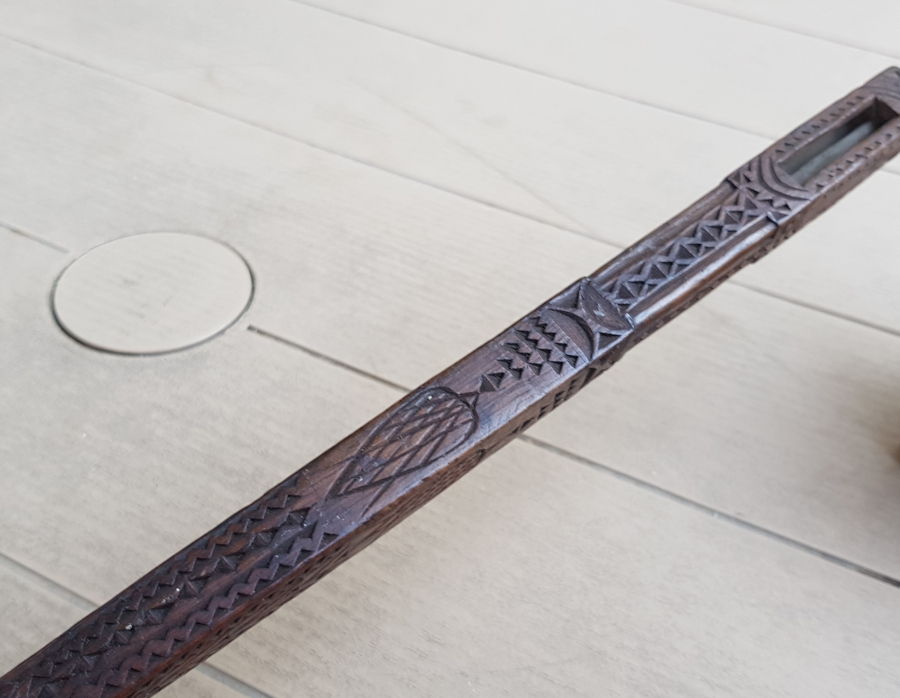 TAMAMI İŞLEMELİ OSMANLI DÖNEMİ AHŞAP OKUMA ÇUBUĞU