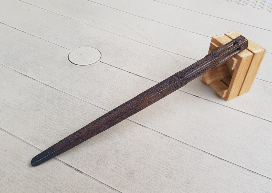 TAMAMI İŞLEMELİ OSMANLI DÖNEMİ AHŞAP OKUMA ÇUBUĞU