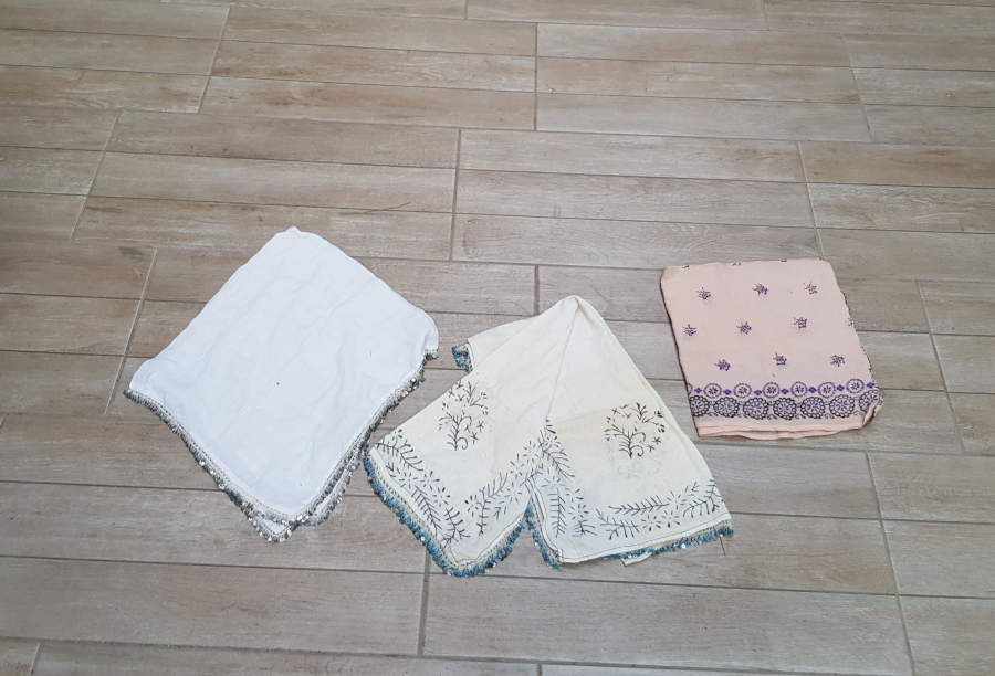 ÜÇ ADET PULLU YAZMA LOTU