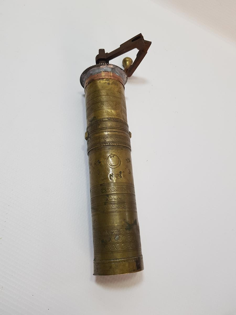 OSMANLICA DAMGALI VE AY YILDIZ BAYRAKLI KAHVE DEĞİRMENİ