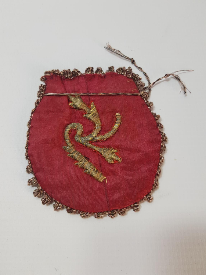 OSMANLI DÖNEMİ ALTIN SIRMA İŞLEMELİ İPEK GELİN KESESİ