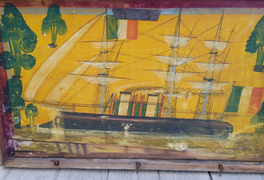 OSMANLI DÖNEMİ EL BOYAMA İTALYAN BAYRAKLI GEMİ RESİMLİ ÇOK NADİR SANDIK KAPAĞI