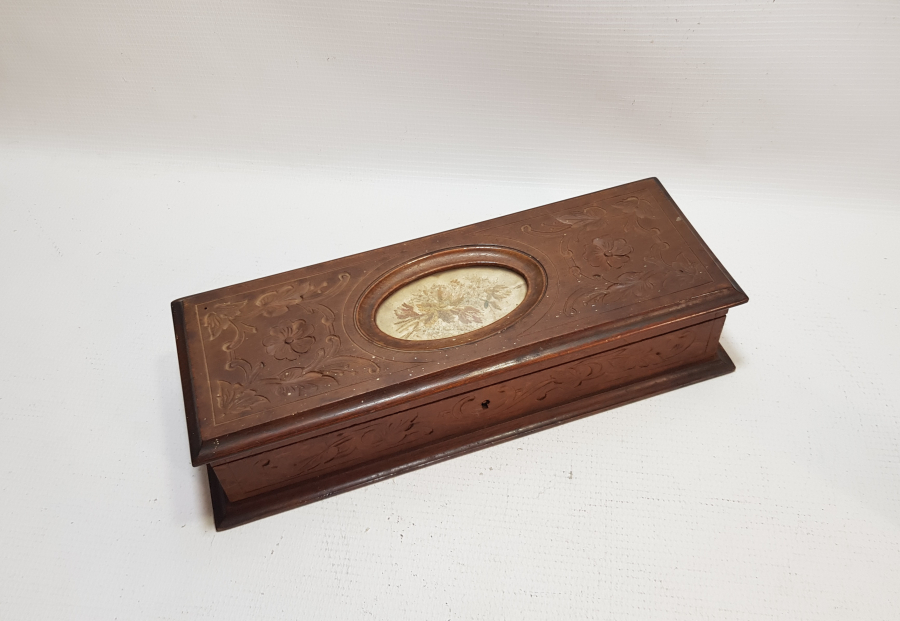 OSMANLI DÖNEMİ NADİR FORMDA AHŞAP KUTU