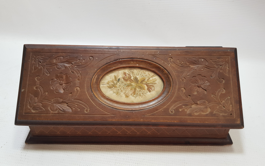 OSMANLI DÖNEMİ NADİR FORMDA AHŞAP KUTU