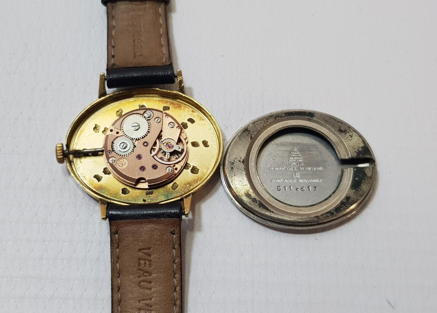 ANTİKA OMEGA KOL SAATİ