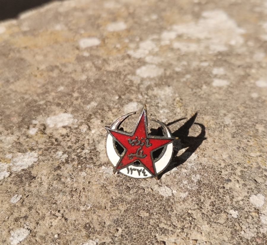 ÜZERİ MİNE İŞÇİLİKLİ AY YILDIZ FORMLU ÇOK NADİR MEŞRUTİYET ROZET