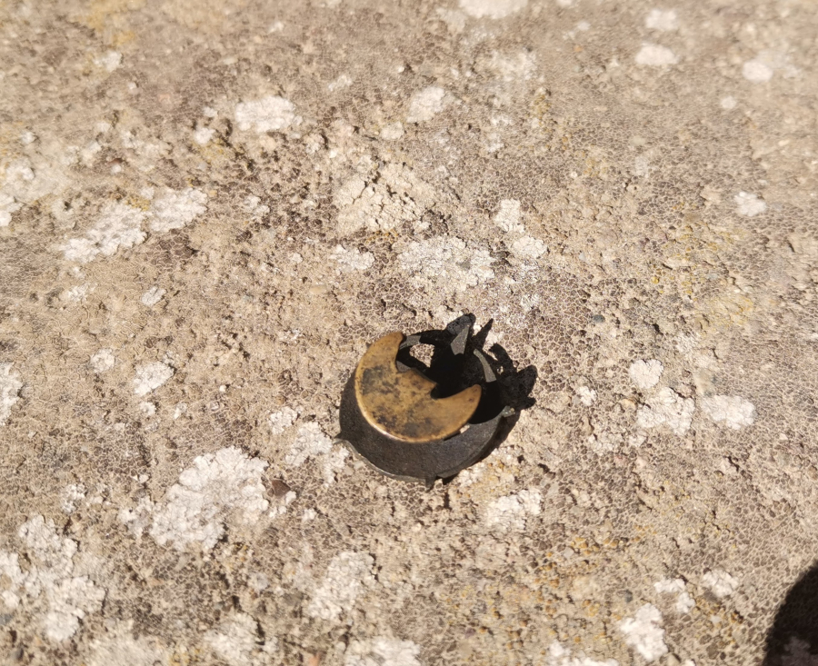 ÜZERİ MİNE İŞÇİLİKLİ AY YILDIZ FORMLU ÇOK NADİR MEŞRUTİYET ROZET