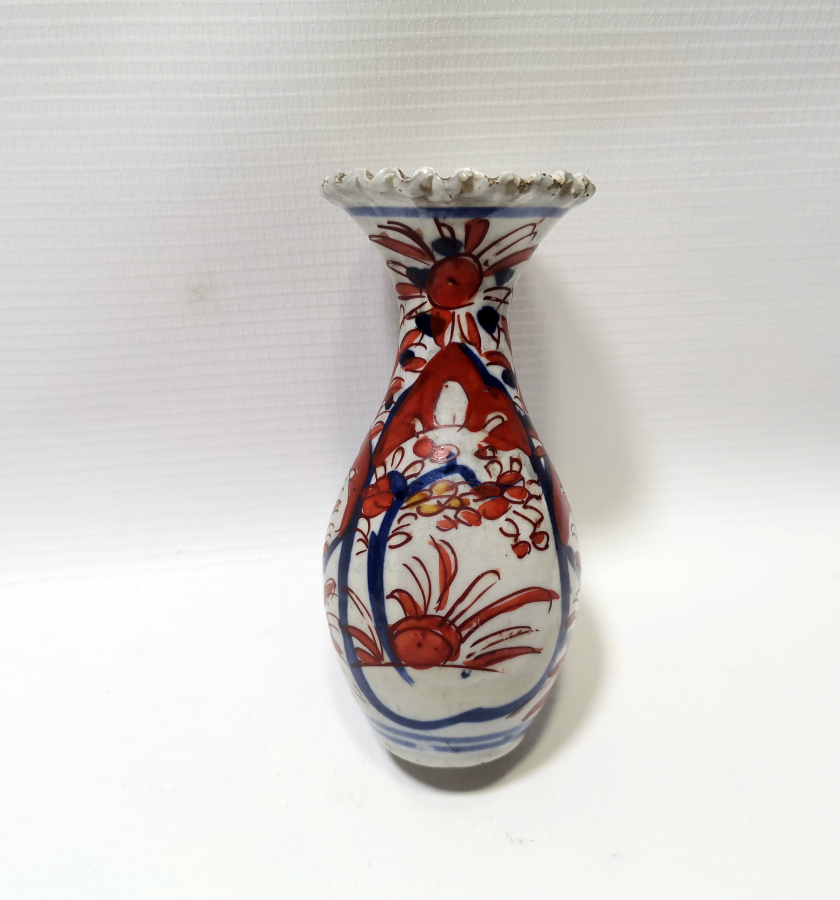 1800 BAŞLARI EL BOYAMA NADİR ÇİN VAZO