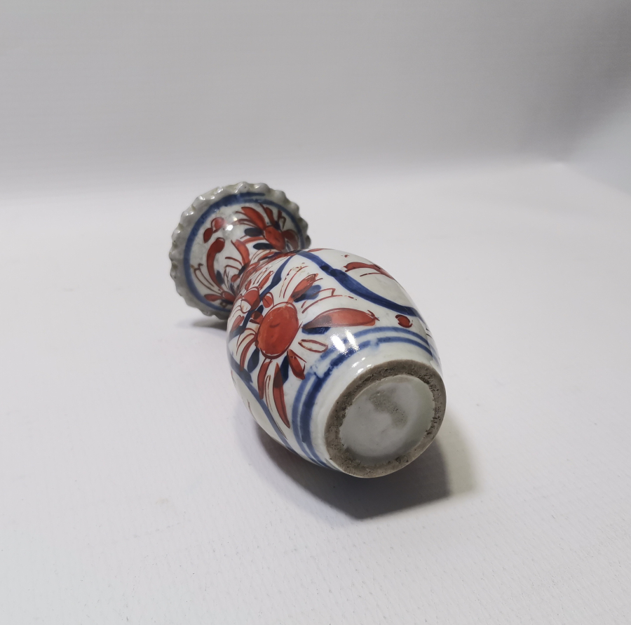 1800 BAŞLARI EL BOYAMA NADİR ÇİN VAZO