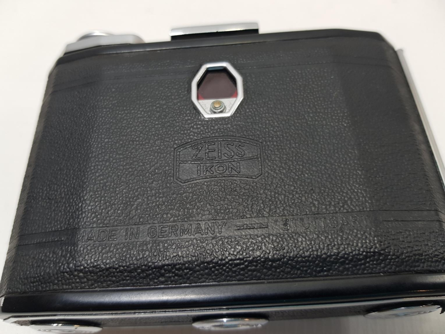 ZEISS IKON KÖRÜKLÜ FOTOĞRAF MAKİNESİ