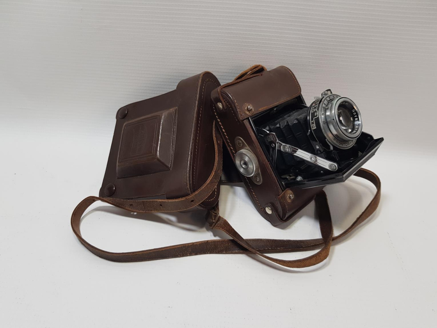 ZEISS IKON KÖRÜKLÜ FOTOĞRAF MAKİNESİ