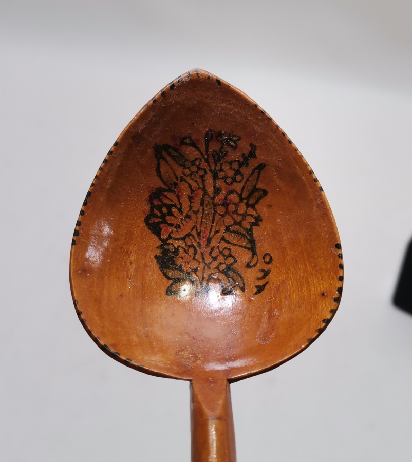 ÜZERİ TARİHLİ EL BOYAMA OSMANLI DÖNEMİ TAHTA KAŞIK