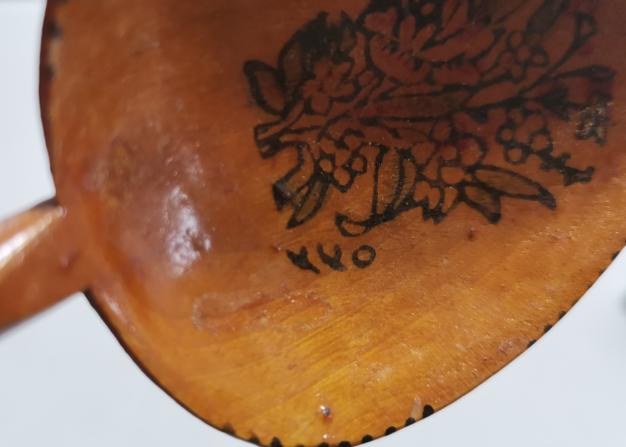 ÜZERİ TARİHLİ EL BOYAMA OSMANLI DÖNEMİ TAHTA KAŞIK