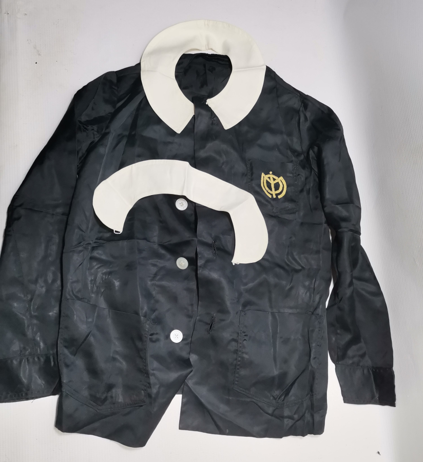 ORİJİNAL YAKASIYLA ANTİKA KARA ÖNLÜK - OKUL ÖNLÜĞÜ