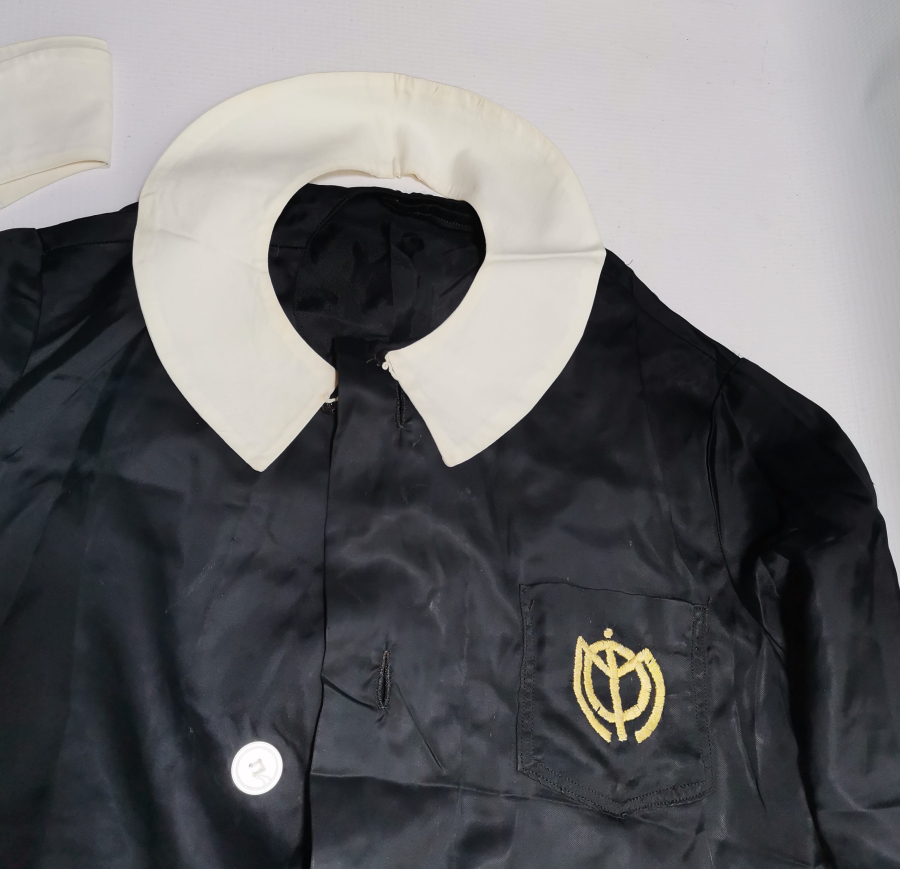 ORİJİNAL YAKASIYLA ANTİKA KARA ÖNLÜK - OKUL ÖNLÜĞÜ