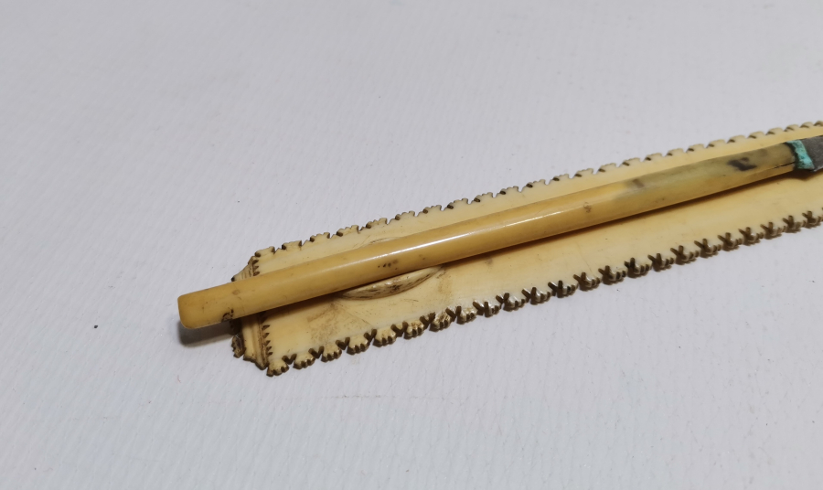 OSMANLI DÖNEMİ FİLDİŞİ SAPLI HATTAT BIÇAĞI VE FİLDİŞİ MAKTA TAKIMI