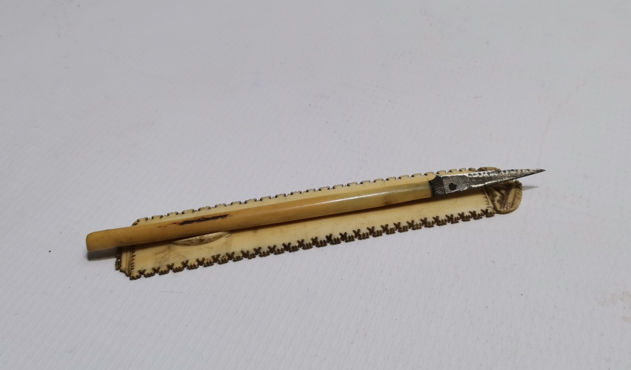 OSMANLI DÖNEMİ FİLDİŞİ SAPLI HATTAT BIÇAĞI VE FİLDİŞİ MAKTA TAKIMI