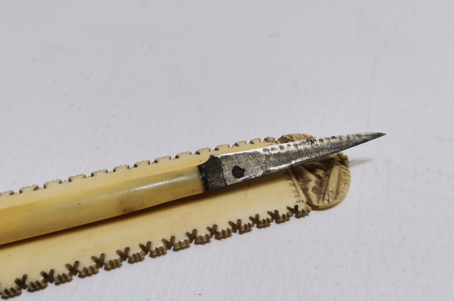 OSMANLI DÖNEMİ FİLDİŞİ SAPLI HATTAT BIÇAĞI VE FİLDİŞİ MAKTA TAKIMI