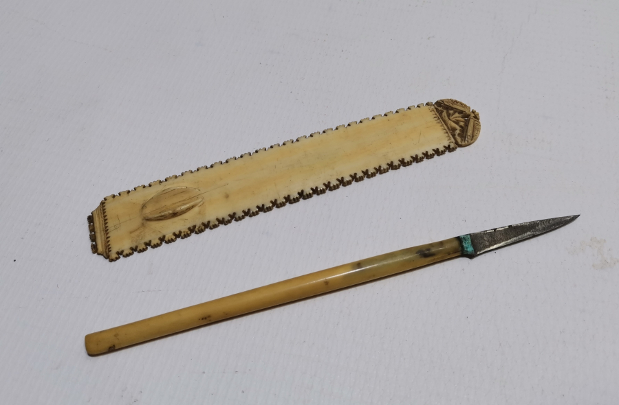 OSMANLI DÖNEMİ FİLDİŞİ SAPLI HATTAT BIÇAĞI VE FİLDİŞİ MAKTA TAKIMI