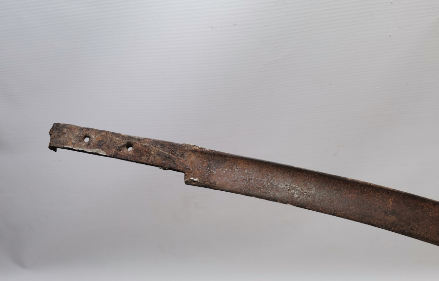 ÜZERİ İŞLEMELİ VE YAZILI OSMANLI DÖNEMİ NADİR FORMDA LEVANTEN YATAĞANI - DENİZCİ YATAĞANI