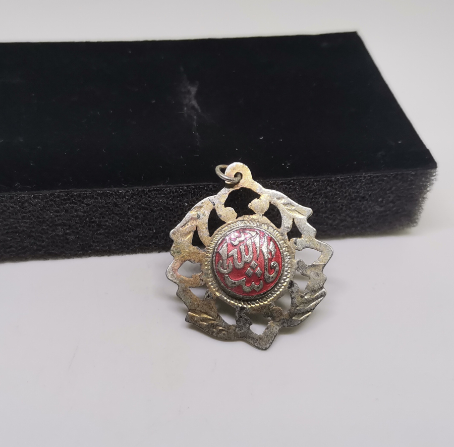 ÜZERİ KALEM VE MİNE İŞÇİLİKLİ OSMANLI DÖNEMİ KOLYE UCU