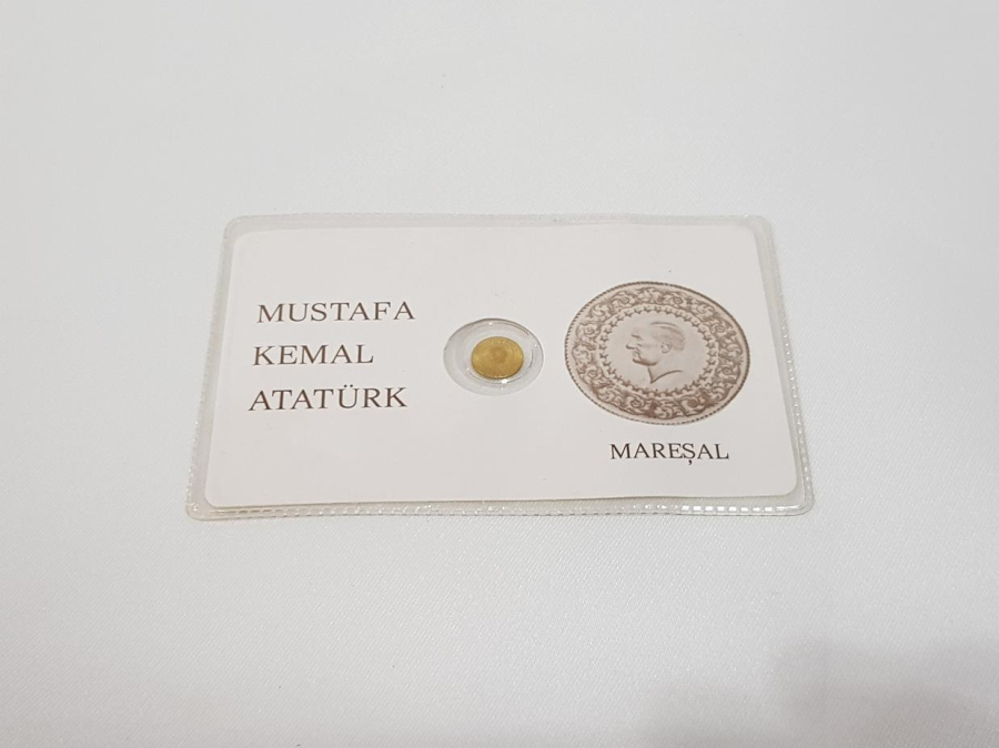 1984 ORJİNAL FÖYÜNDE MUSTAFA KEMAL ATATÜRK TEMALI ALTIN KAPLAMA HATIRA PARA